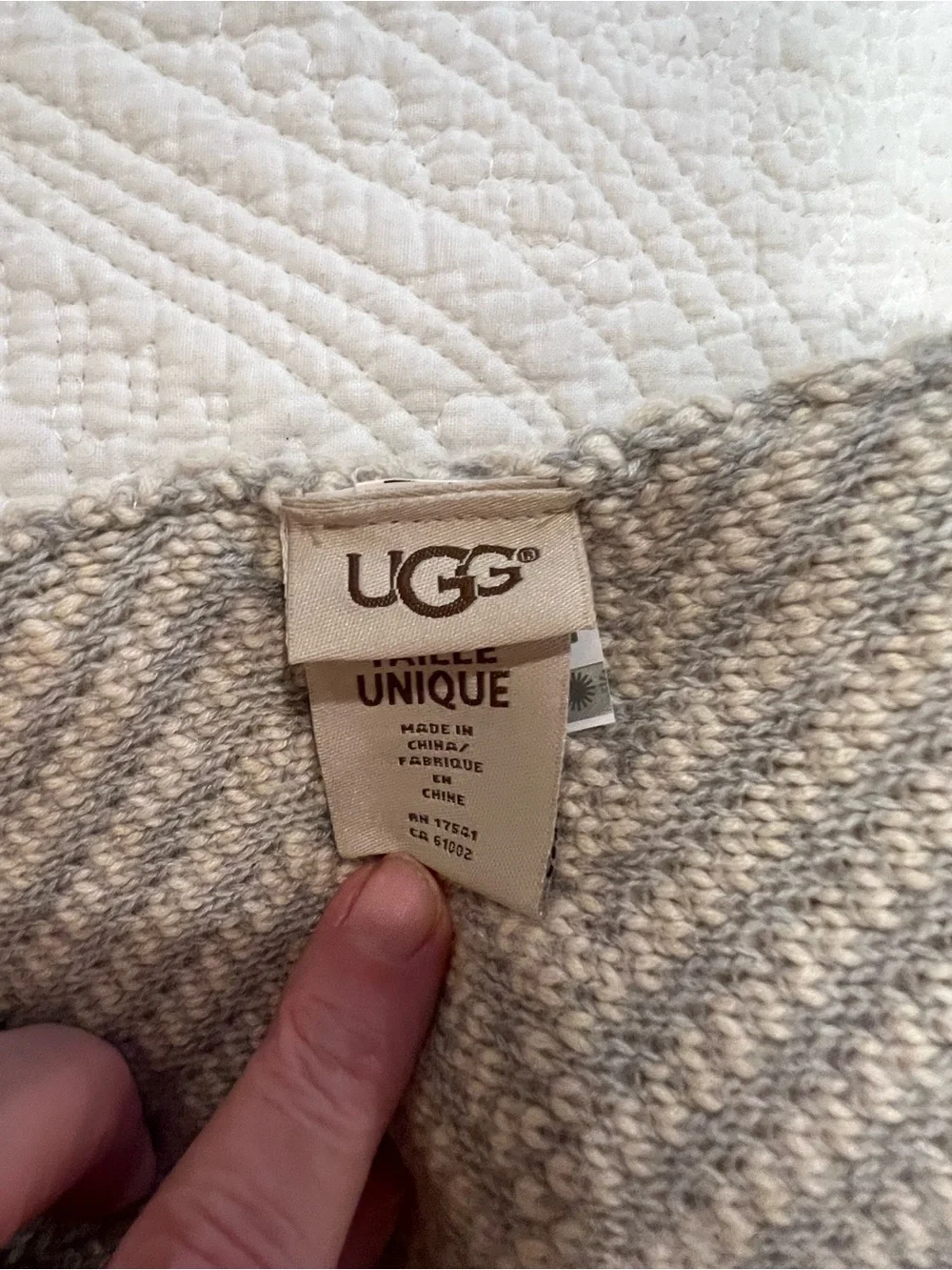 UGG Neutral Chevron Knit Scarf with Gray Trim